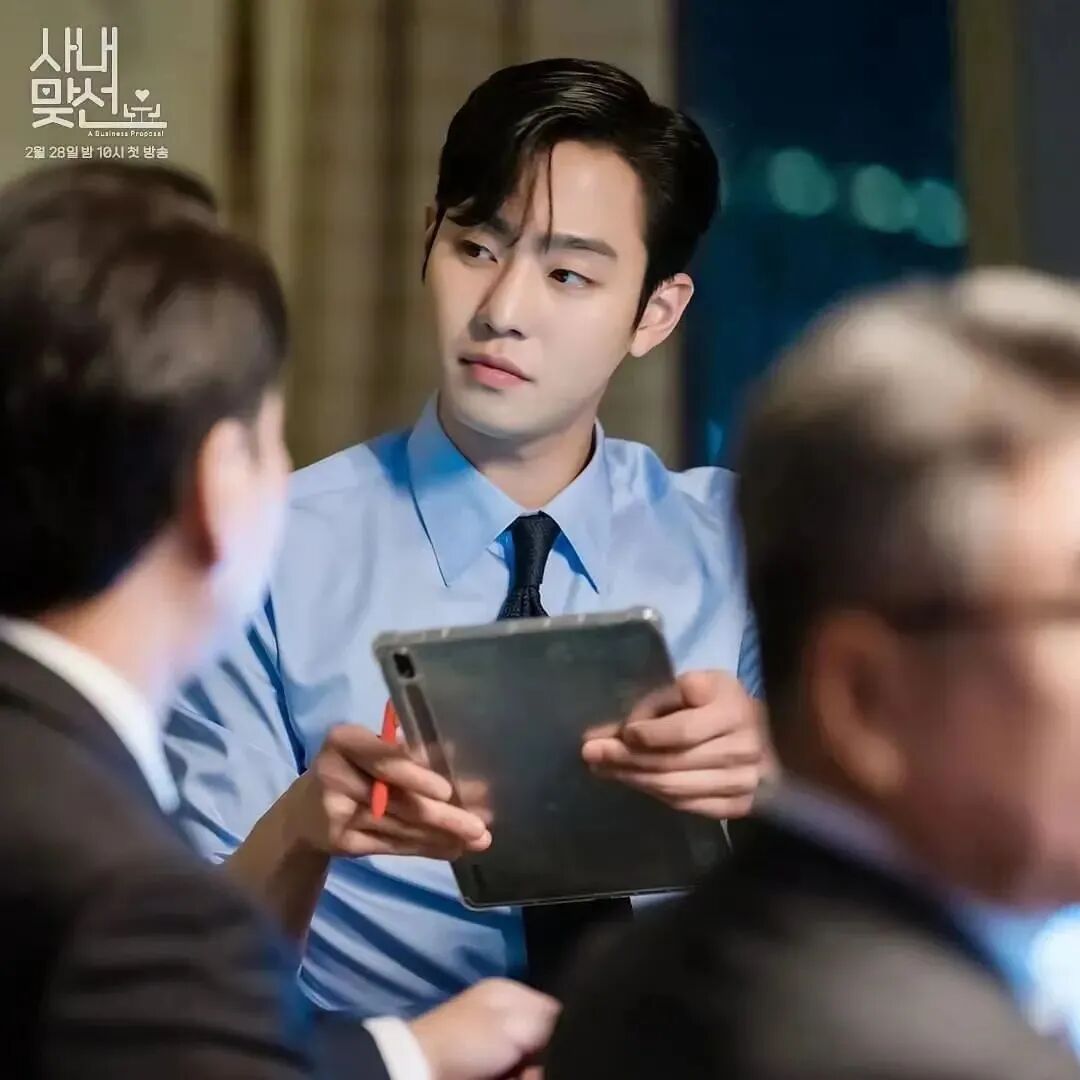 不爱结婚的韩国人疯狂磕恋综