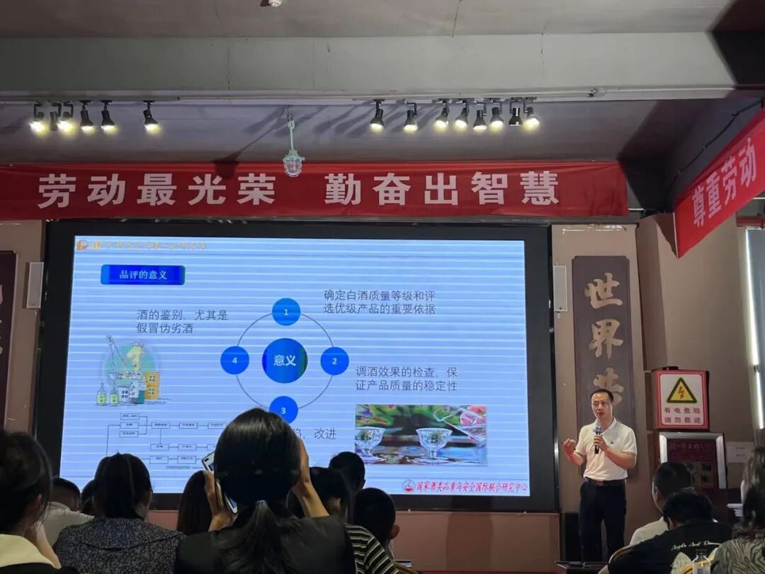 f891b9ac4ef3b62e8b7dc4daeca16c7