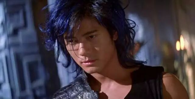 刘烨-《无极》刘烨在《无极》里的鬼狼,也是不忍直视……▽盖世美男