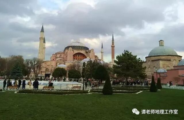 阿塞拜疆哪个洲_阿塞拜疆属于哪个洲_阿塞拜疆跨什么洲和什么洲