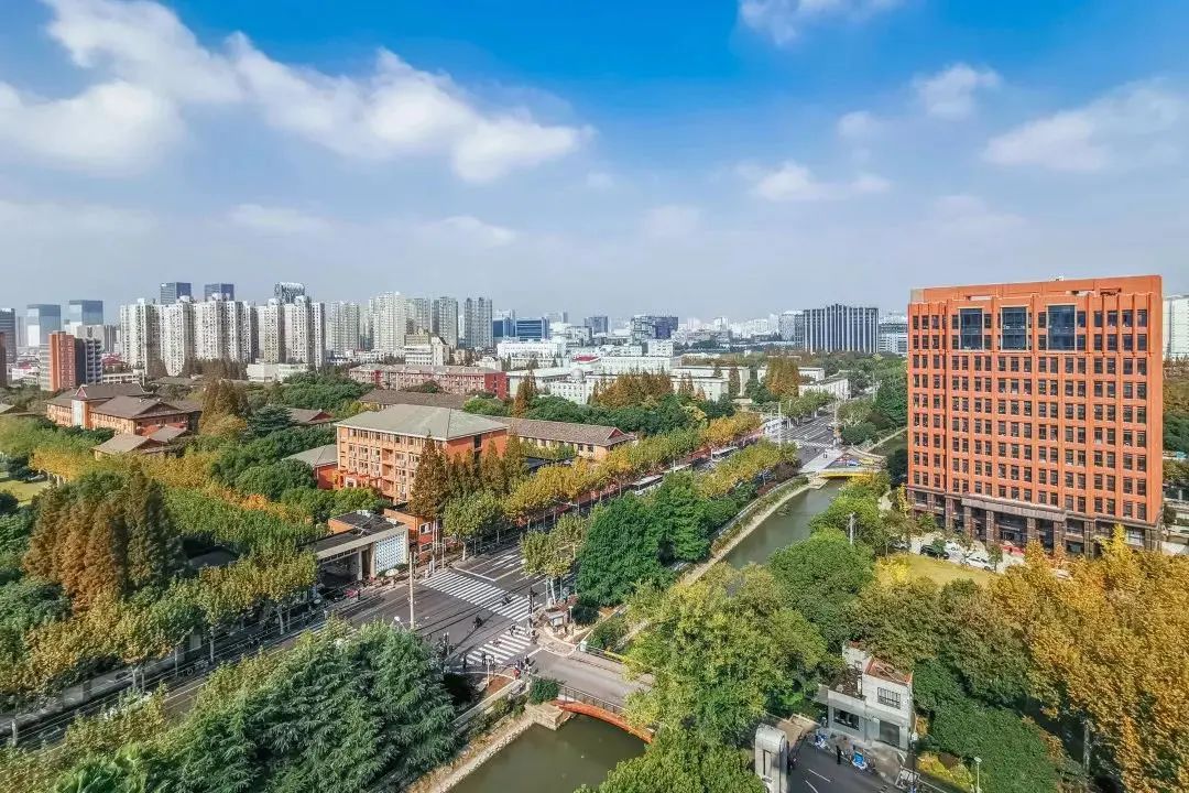 上海师范大学嘉定校区图片