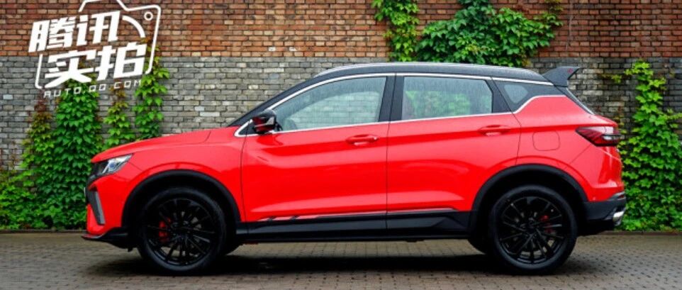 国产小型SUV销冠，延续1.5T三缸动力，颜值没得挑，心动没有？