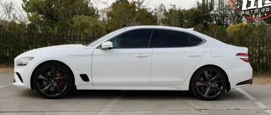 要和“神仙”打架！全系标配2.0T，6.1秒破百，主打运动操控