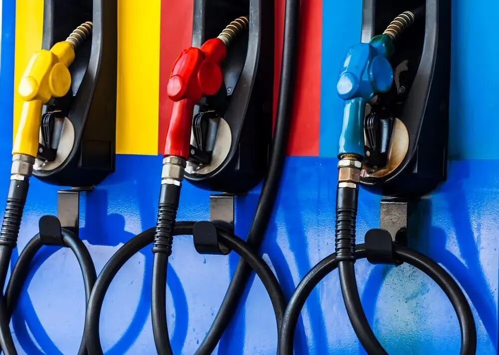 加高标号汽油对车况好？早晚加油省钱？这些加油误区只会白白增加养车费用！