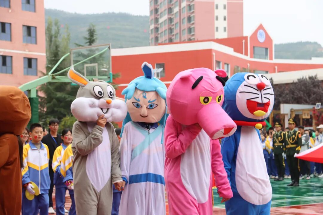 以青春之名向祖国生日献礼！兰州成功学校第25届田径运动会开幕