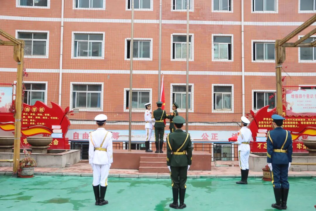 以青春之名向祖国生日献礼！兰州成功学校第25届田径运动会开幕