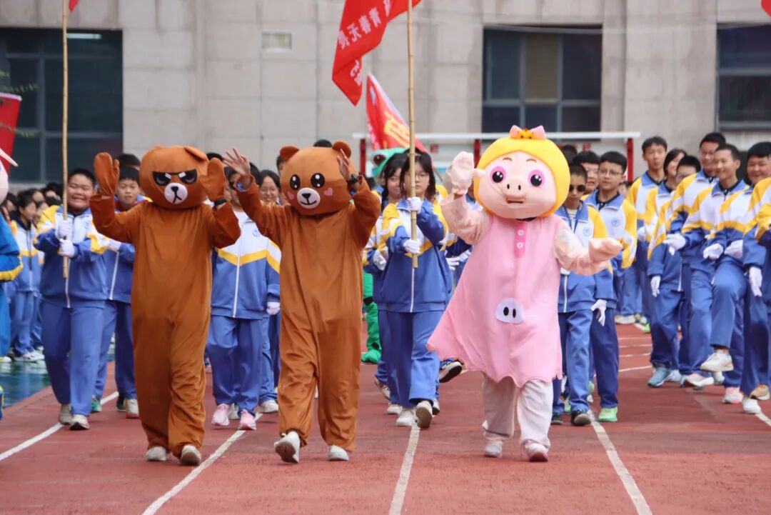 以青春之名向祖国生日献礼！兰州成功学校第25届田径运动会开幕