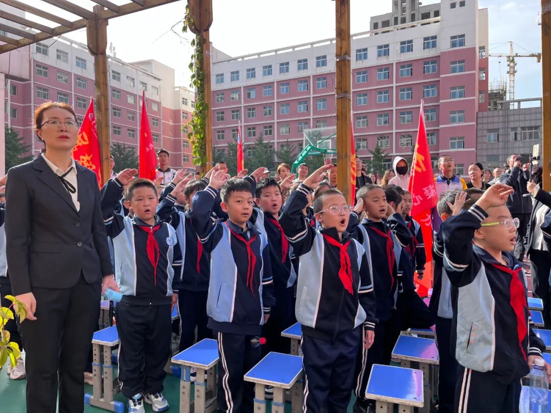 成功再启航！兰州成功学校举行2025-2026学年开学典礼暨教师节庆祝大会