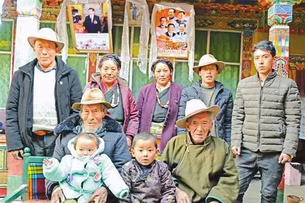 世界屋脊60年，身边巨变代代传