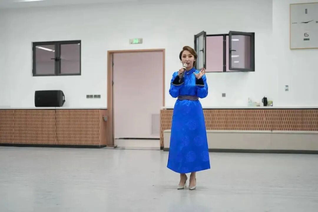 “北疆情 江南韵”蒙浙艺术交流活动走进西乌珠穆沁旗 第2张
