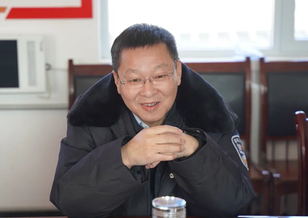 何斌在扎麻什乡宣讲党的二十大精神