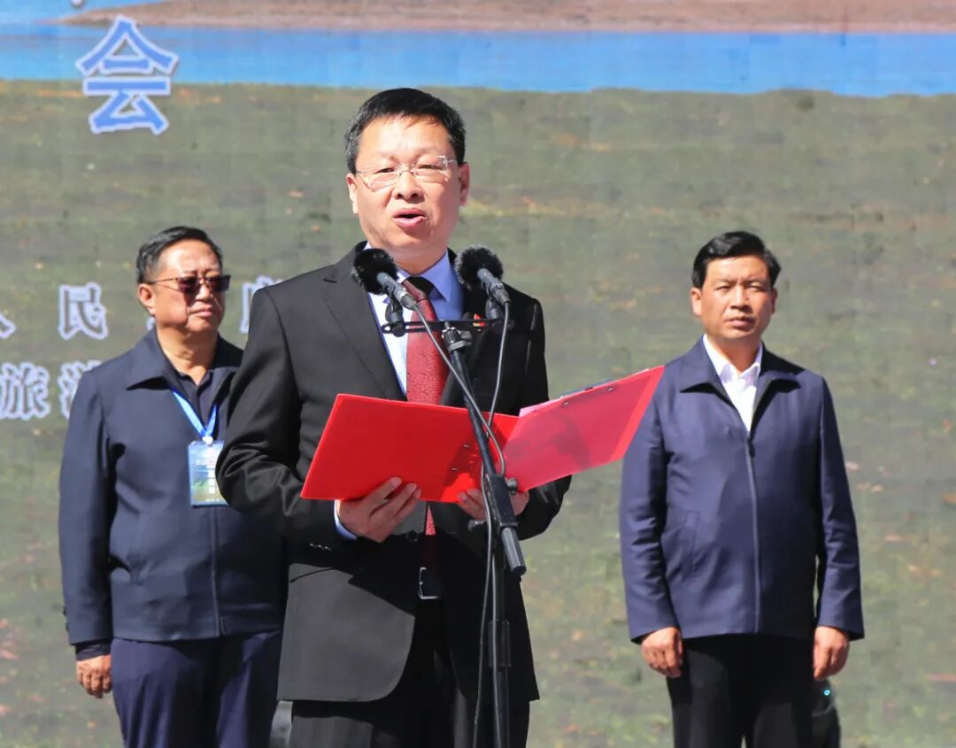 首页>政务动态>本县要情祁连县委副书记,县长贺生杰主持开幕式.