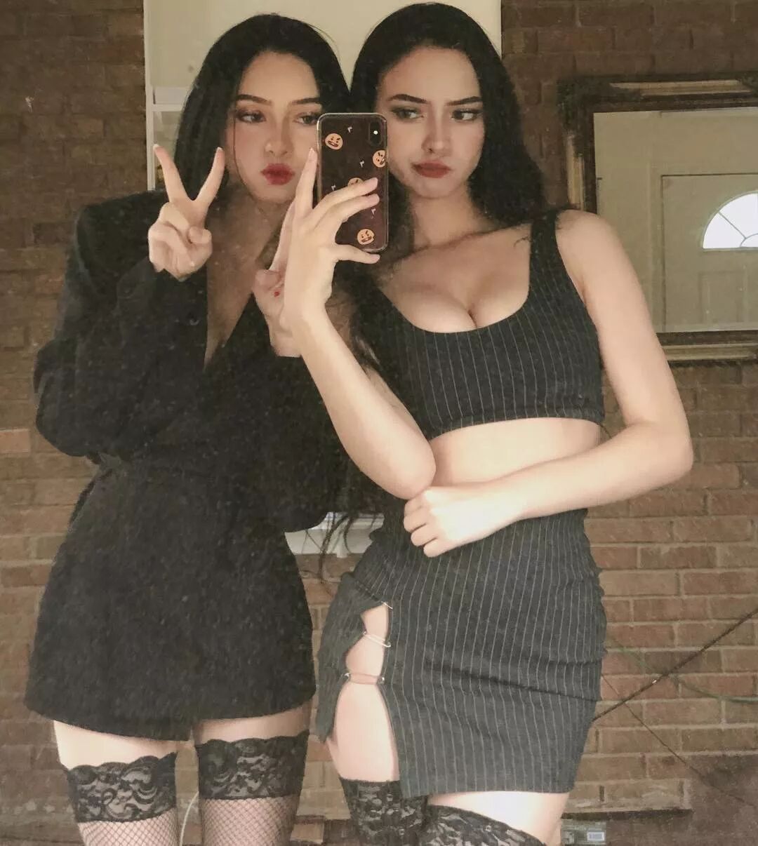【美女】00后双胞胎姐妹身材太惹火，收割千万直男！网友：真心扛不住...（组图） - 8