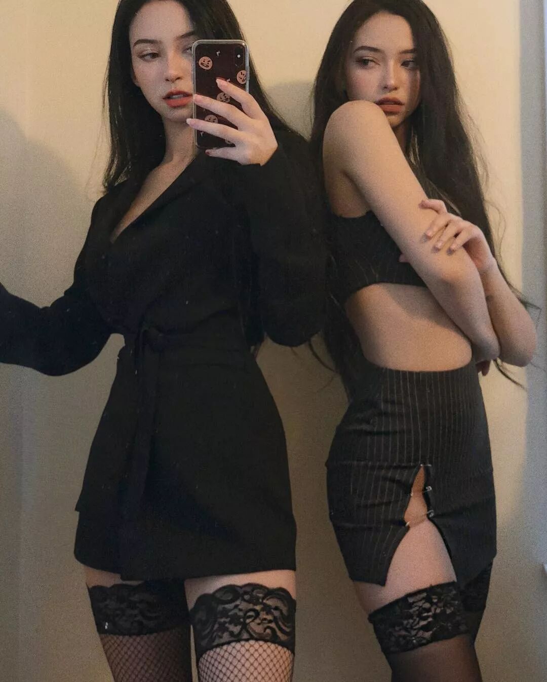 【美女】00后双胞胎姐妹身材太惹火，收割千万直男！网友：真心扛不住...（组图） - 15