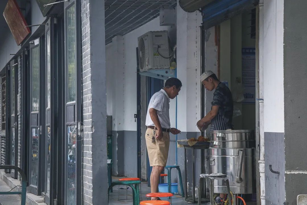 我把清真寺街從頭走到了尾，看到了鄭州另一面...... 旅遊 第6張