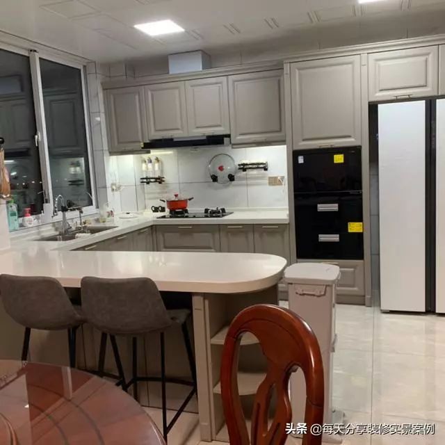 1樓可以鋪木地板嗎_臥室地板橫鋪豎鋪進(jìn)門(mén)_客廳地板橫鋪還是豎鋪