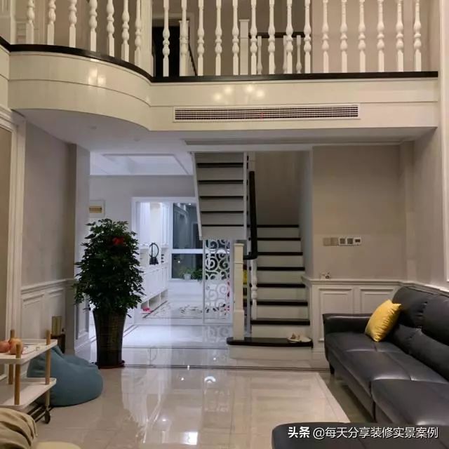 1樓可以鋪木地板嗎_臥室地板橫鋪豎鋪進(jìn)門(mén)_客廳地板橫鋪還是豎鋪