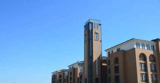 3名医学生私自翻墙外出至阳性!-微信头条网 3名医学生私自翻墙外出至阳性!
