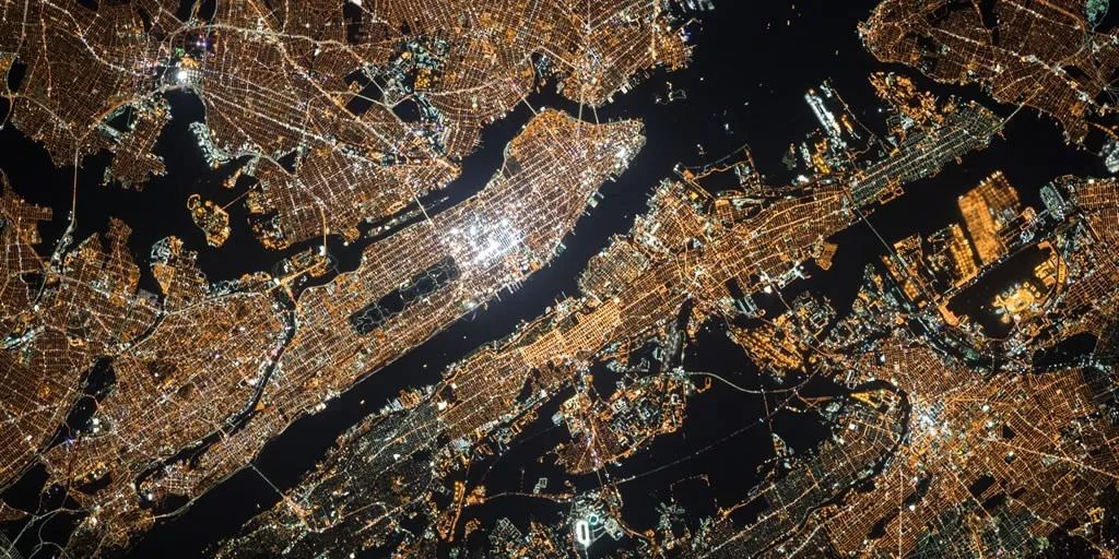 美国宇航局在unsplash上拍摄的曼哈顿卫星图像其他研究则集中在发展中
