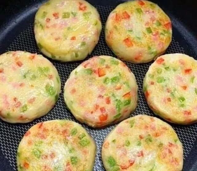 5块钱做一大盘早餐小吃，比街边摊还美味~