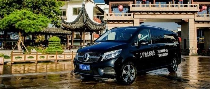 试驾｜奔驰全新V级车：首搭空气悬架的陆地“头等舱”