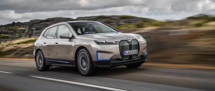 BMW iX全球首秀，宝马集团重构自我全面拥抱电动出行