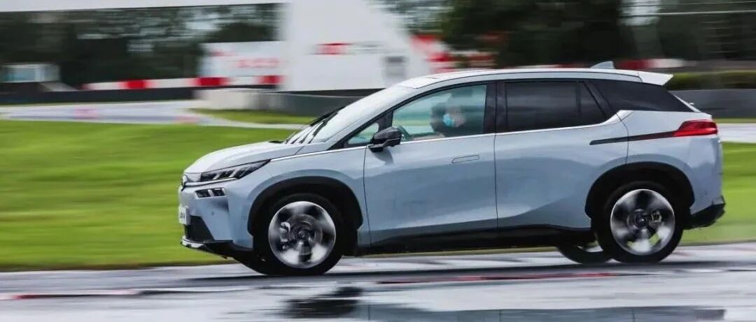 “无声的轰鸣”抵达上海，广汽埃安驶入新能源汽车主力市场