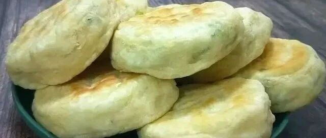 巧做松软葱香饼|免揉免烤，一觉一煎就成