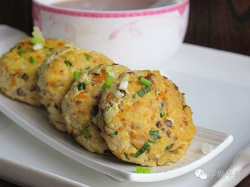 学做早餐剁剁拌拌煎煎就做好了