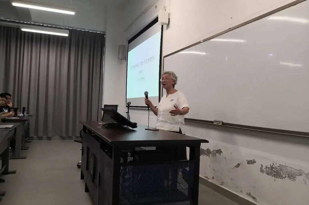 法学院成功举办  “电子商务平台‘二选一’行为的法律规制”讲座