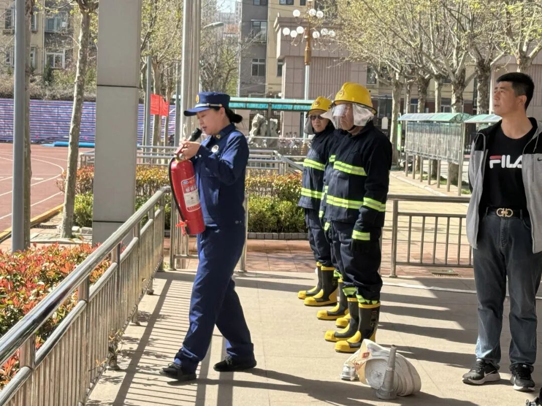 校园安全|以"演"筑防,安"燃"无恙——烟台四中开展应急疏散演练活动