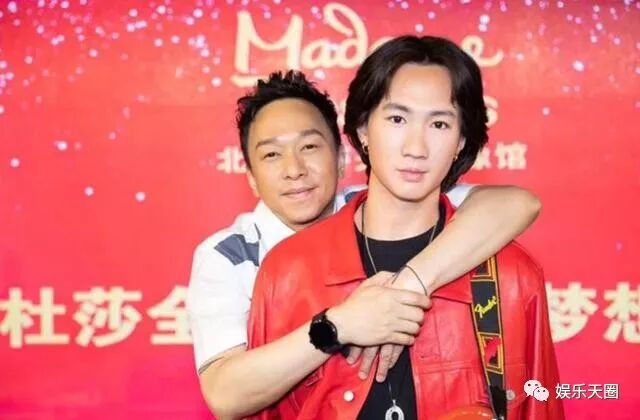 黄家驹唯一的亲弟弟,54岁不老摇滚男孩,日籍娇妻背景惊人!