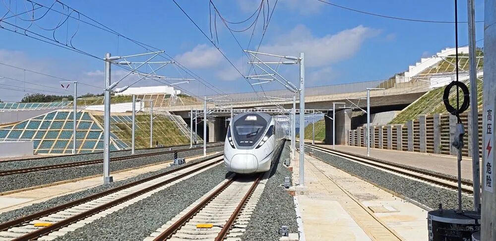 盘兴高铁开通 兴仁旅游与出行迎来新机遇