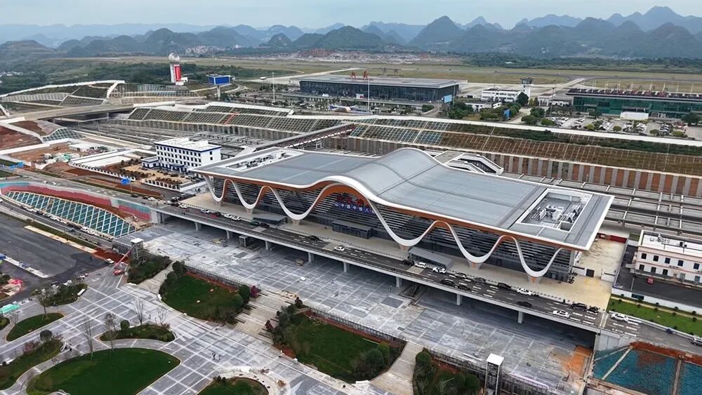 盘兴高铁开通 兴仁市热议出行通达更便捷