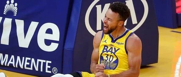 到底谁的功劳！库里单场轰下62分的秘密