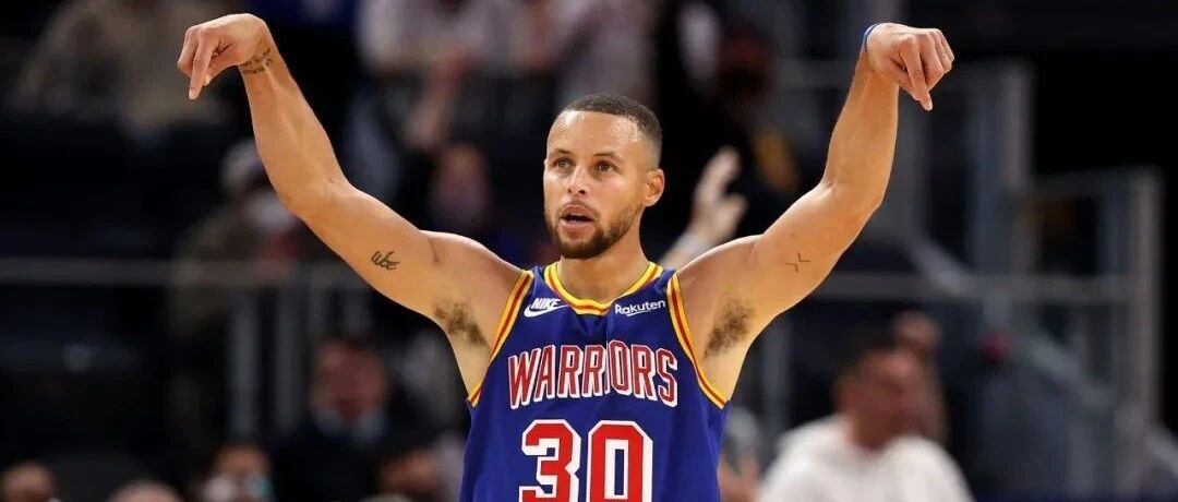 三分之神！库里又杀疯了 狂砍40分刷爆纪录