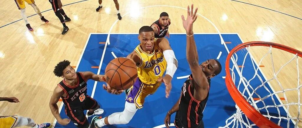 威少超级三双难换胜利 湖人这些数据更扎心