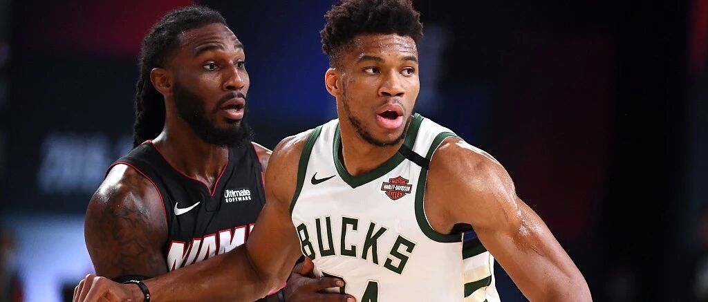 拼到受伤离场还要挨骂 下个杜兰特？处于道德绑架中的字母哥该如何抗击？