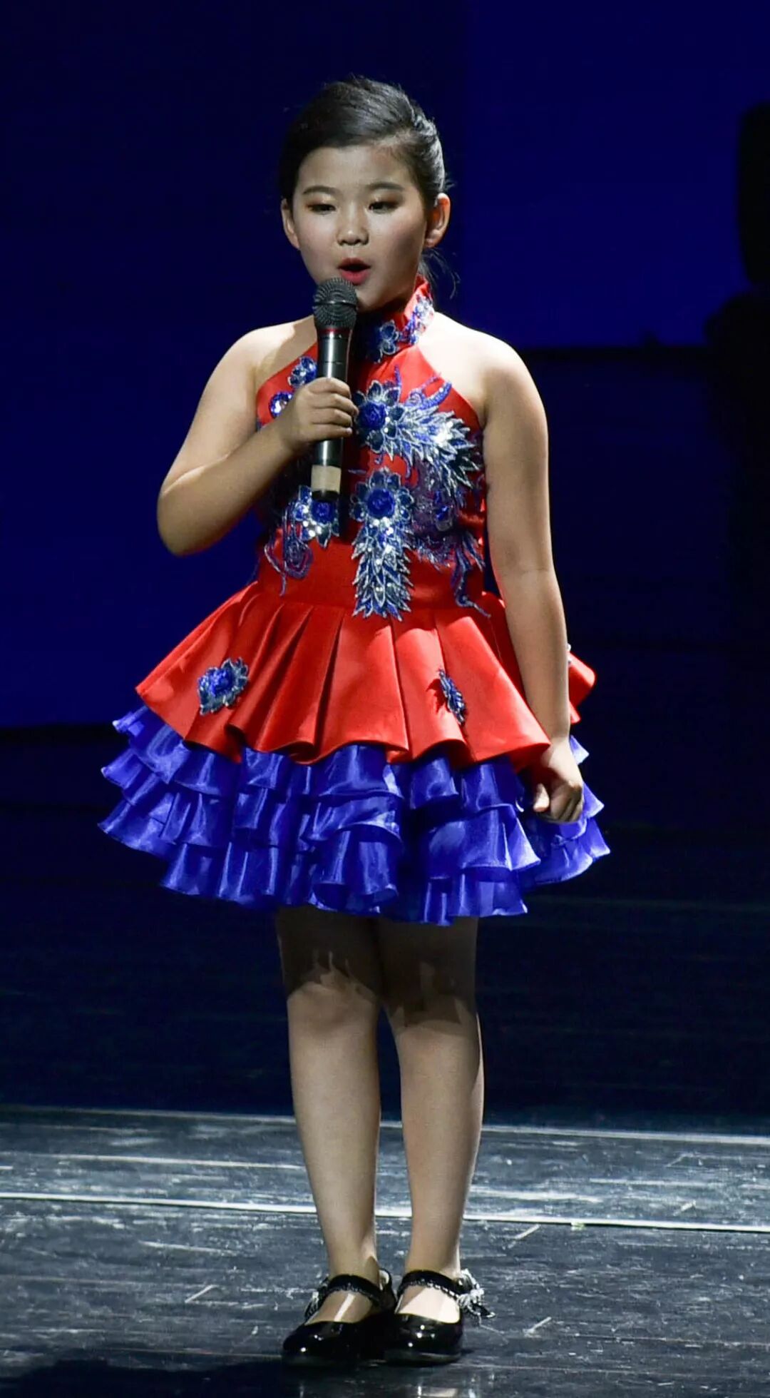 为梦想发声丨王小颖手牵手肩并肩