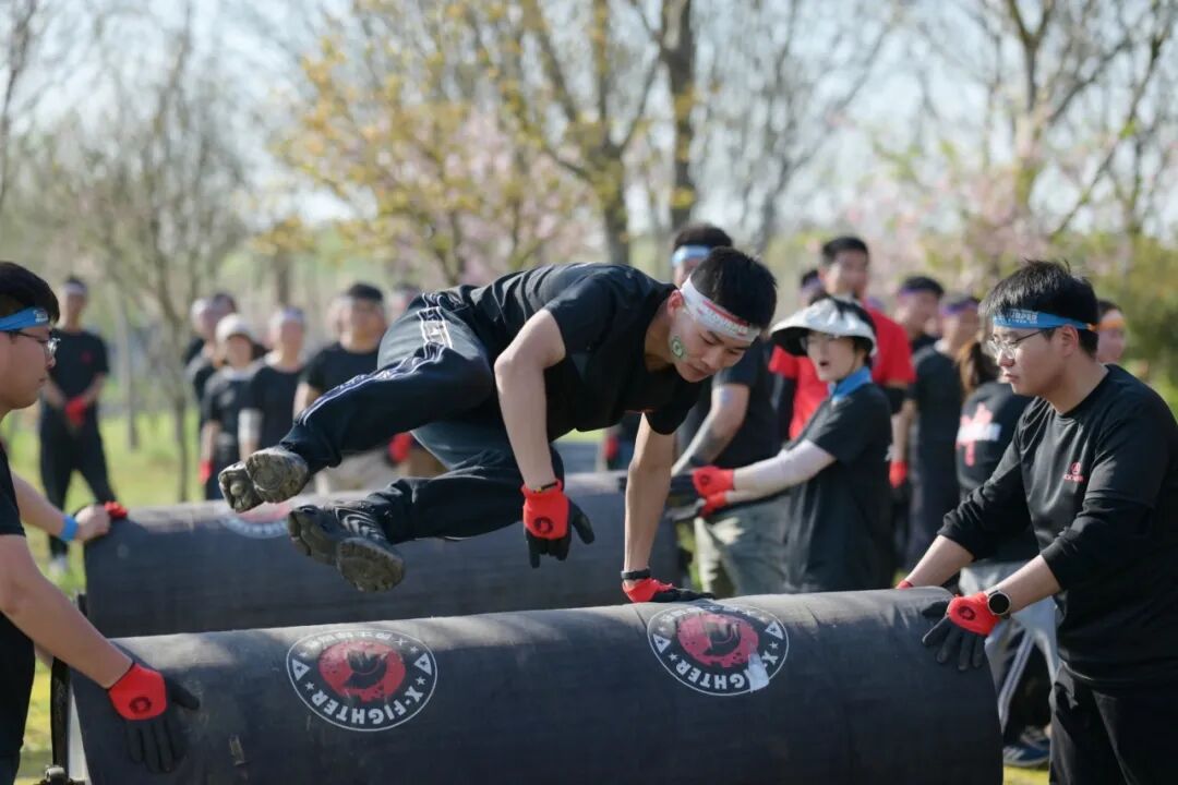 2024年  春季營銷勇士戰(zhàn)-沖 為榮耀而戰(zhàn)