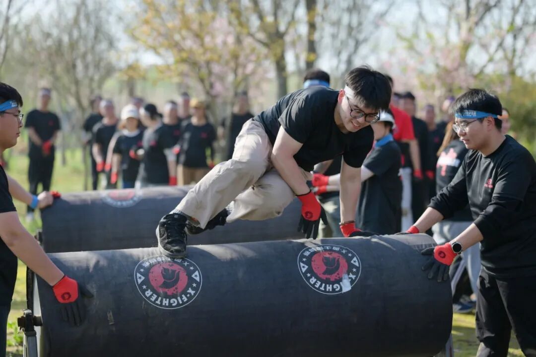 2024年  春季營銷勇士戰(zhàn)-沖 為榮耀而戰(zhàn)