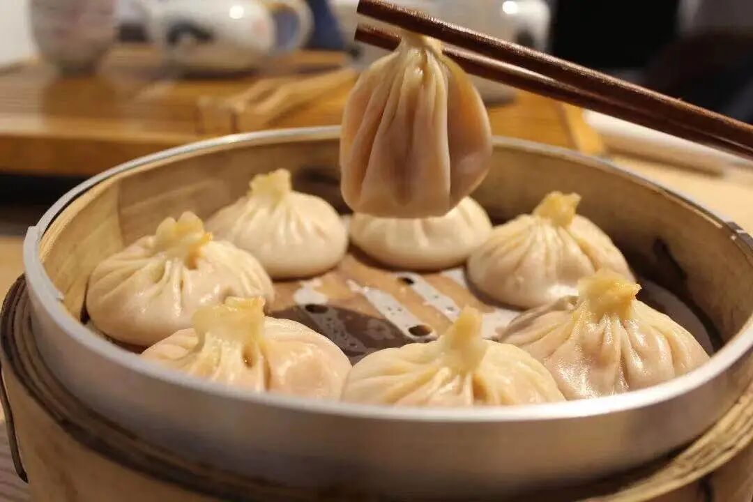 �����Ǹ��߸�˧���Լ�ȴ˵����������