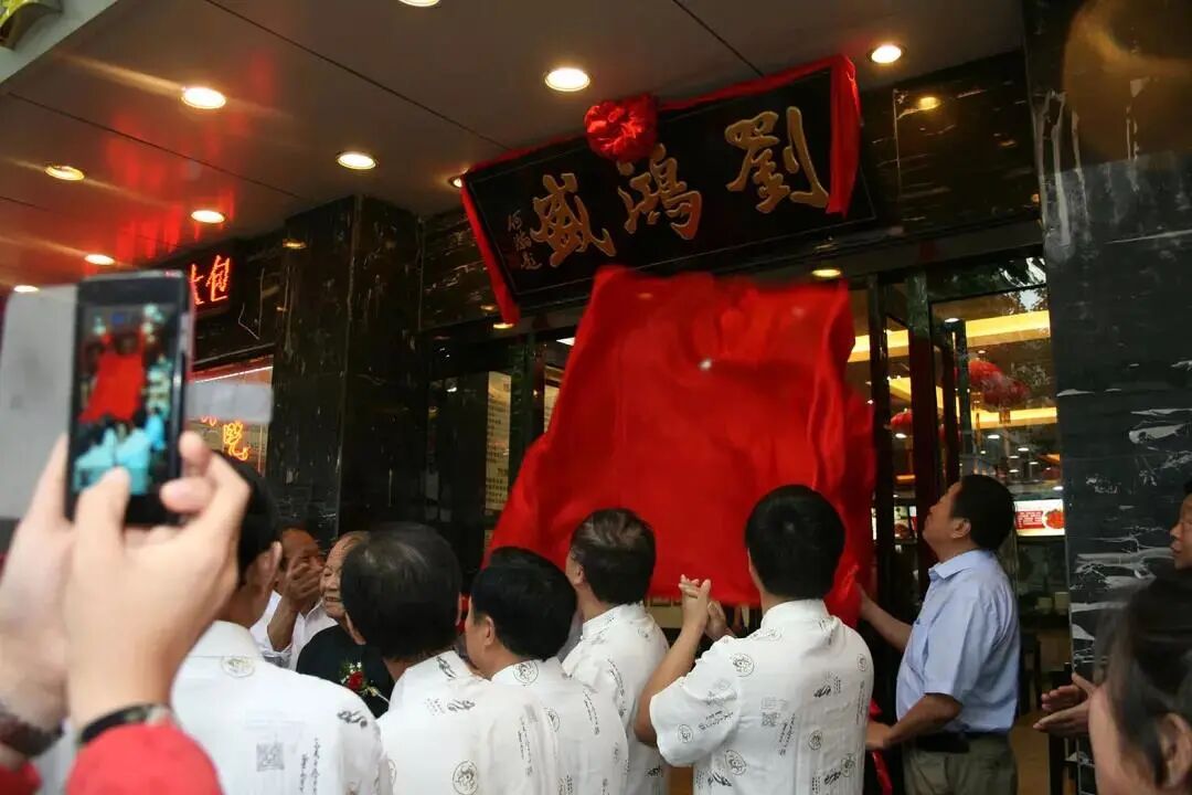 �����Ǹ��߸�˧���Լ�ȴ˵����������