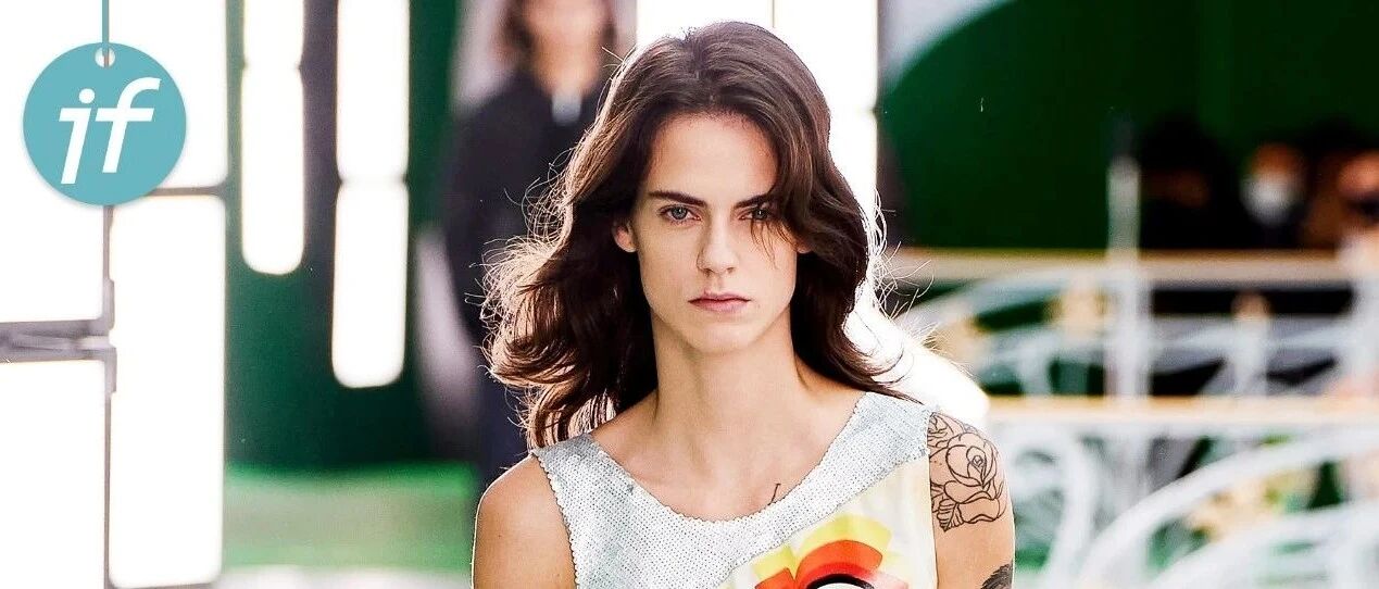 “穿越”到老电影里看秀，LV 太会玩了