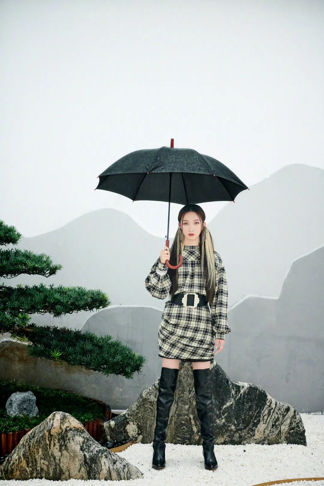 冬日大长腿利器,时髦女星都爱它!-微信头条网 冬日大长腿利器,时髦女星都爱它!