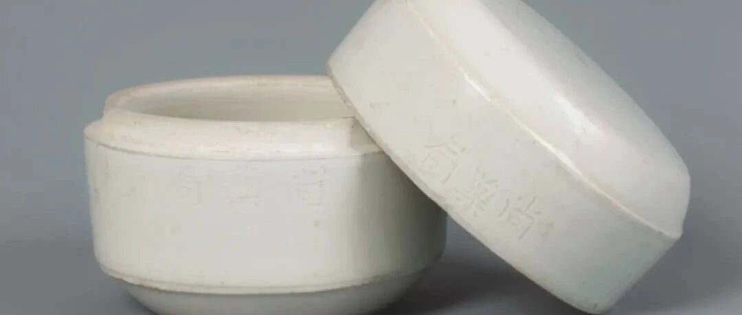 乾隆的《西湖旅游攻略》、藏在地下的龙纹药盒…这些杭州的文物故事你知道吗？