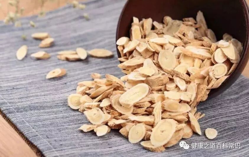 中医认为：气不足“百病生”，用这4味中药泡水喝，可补气美颜！