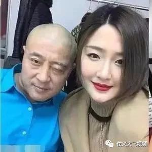 刘小光有几任老婆原配妻子是谁和陈静是二婚?刘小光车祸是真的吗