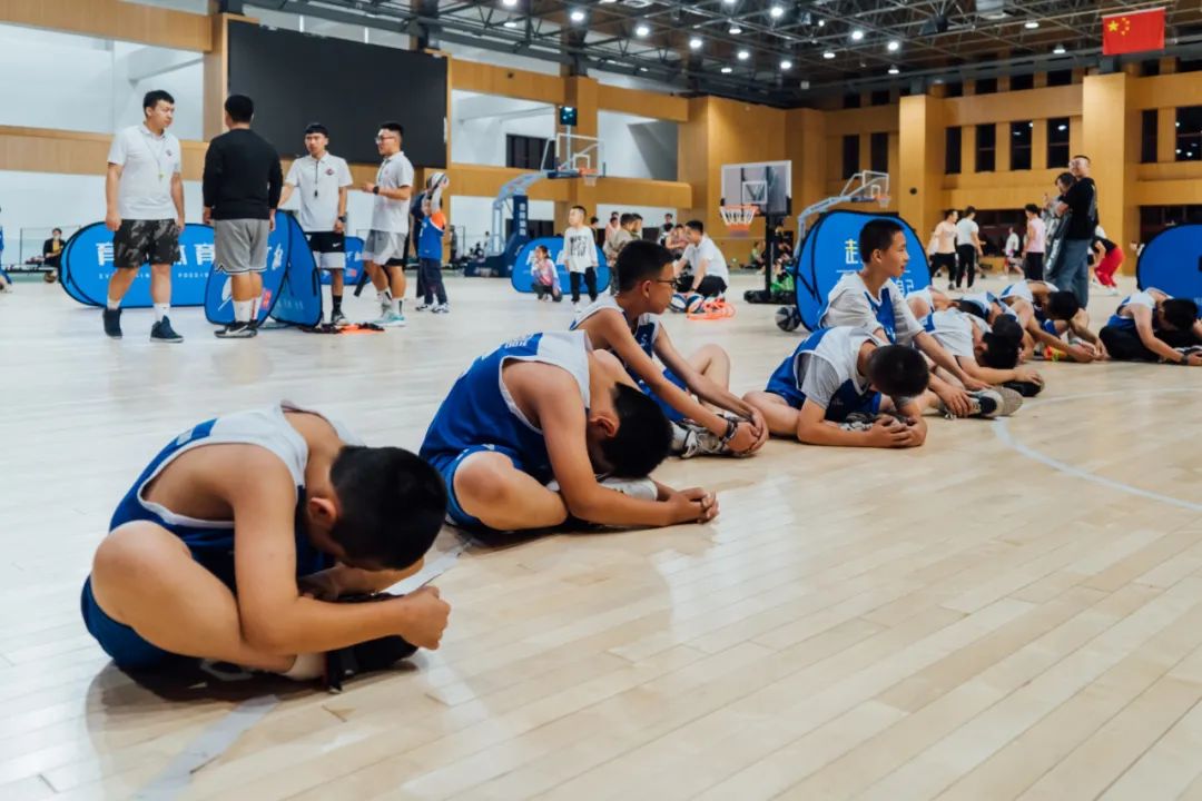 天速篮球地板_二手篮球木地板_篮球地板图片