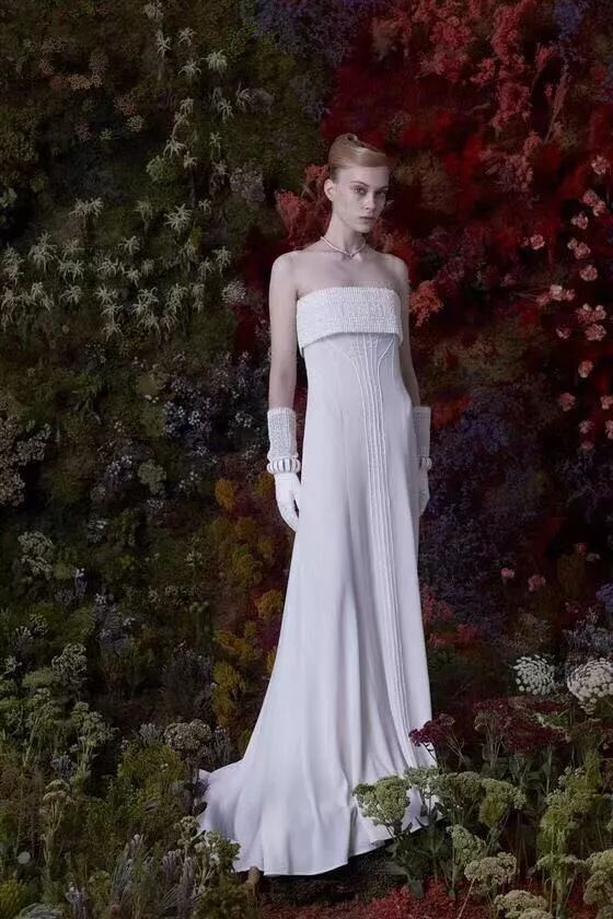 2020/21秋冬最具创新力设计的婚纱礼服